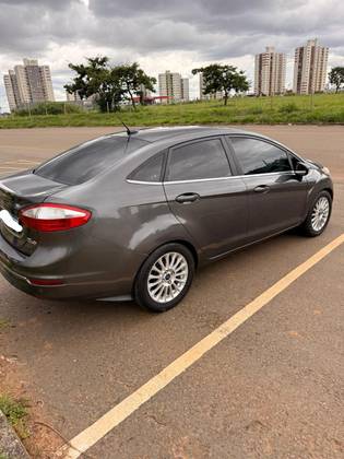 FORD FIESTA 1.6 SE SEDAN 16V FLEX 4P POWERSHIFT